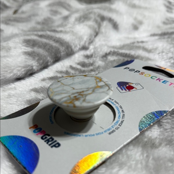 PopSocket PopGrip Gold Marble Phone Accessory - Picture 2 of 4